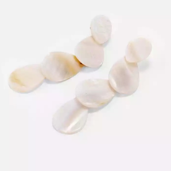 Jewelry - Truly Striking Earrings